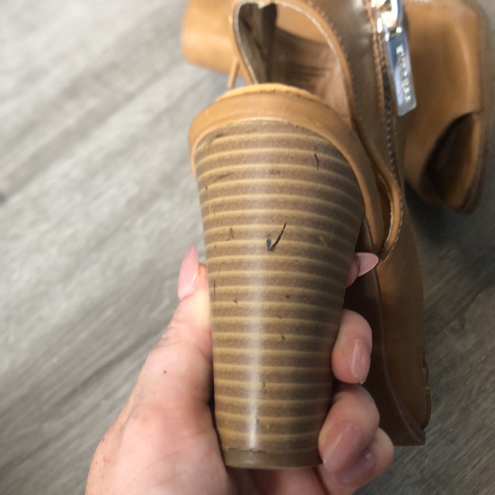 Express booties - Picture 2 of 3